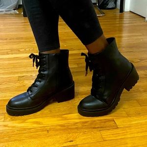 Universal Thread Kamryn Combat Boots
